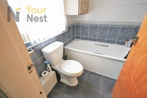  Bathroom- click for photo gallery